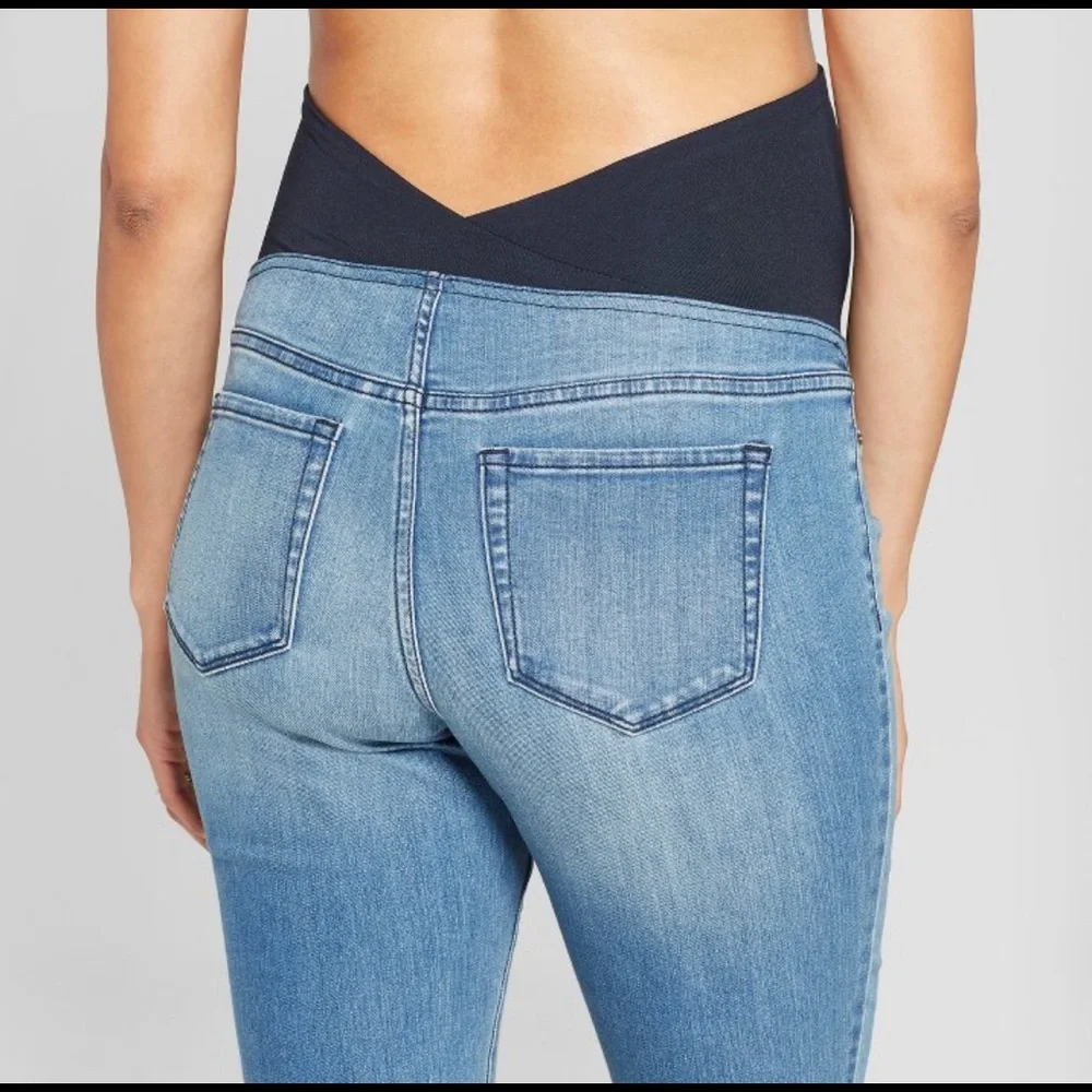 Bundle of Maternity jeans 🤰🏽 👖👖👖 - Picture 2 of 12